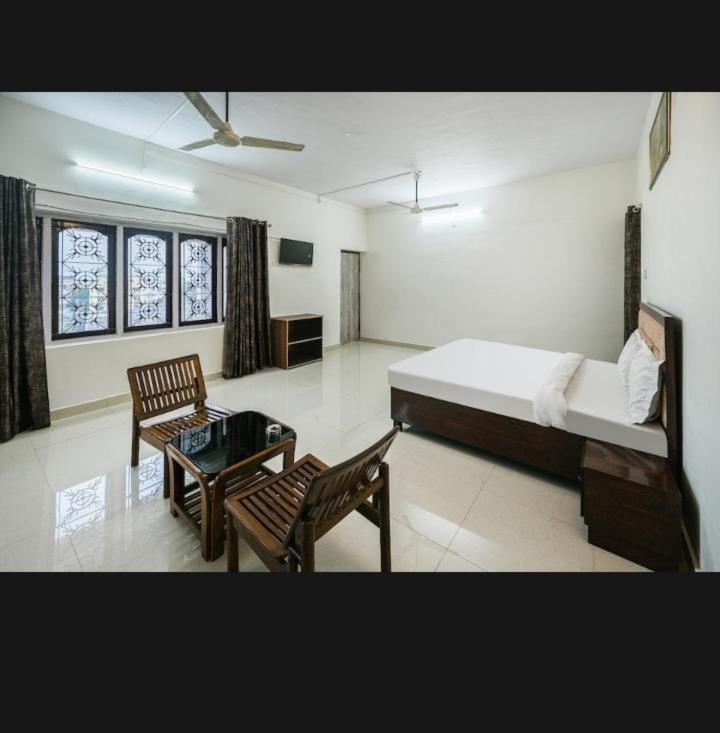 Zora Park Luxury Rooms Visakhapatnam Luaran gambar