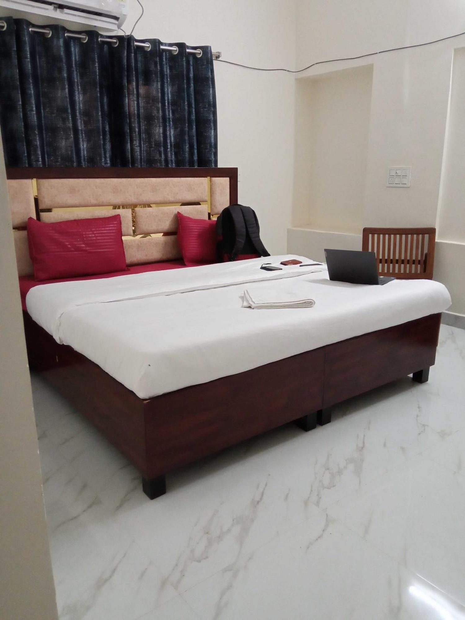 Zora Park Luxury Rooms Visakhapatnam Luaran gambar
